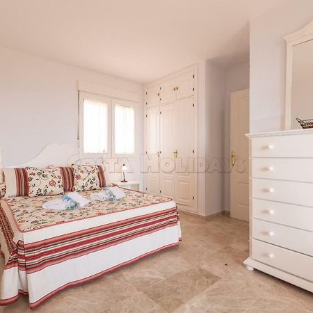 Townhouse Manilva Beach Экстерьер фото