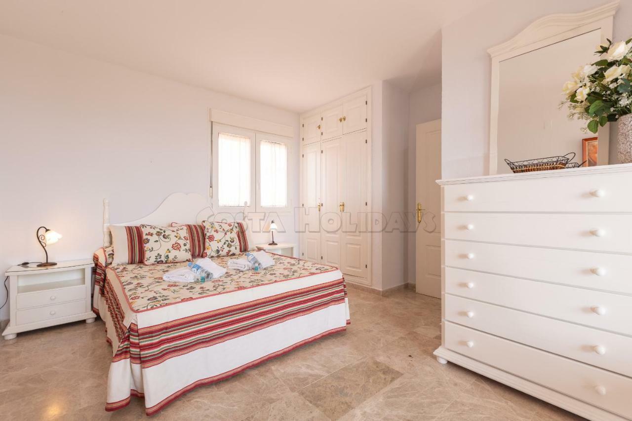Townhouse Manilva Beach Экстерьер фото