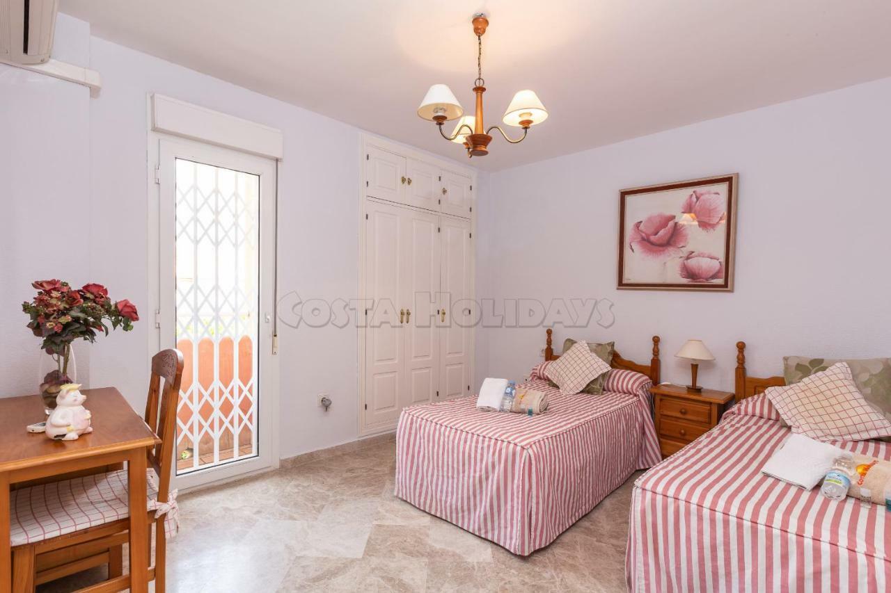 Townhouse Manilva Beach Экстерьер фото