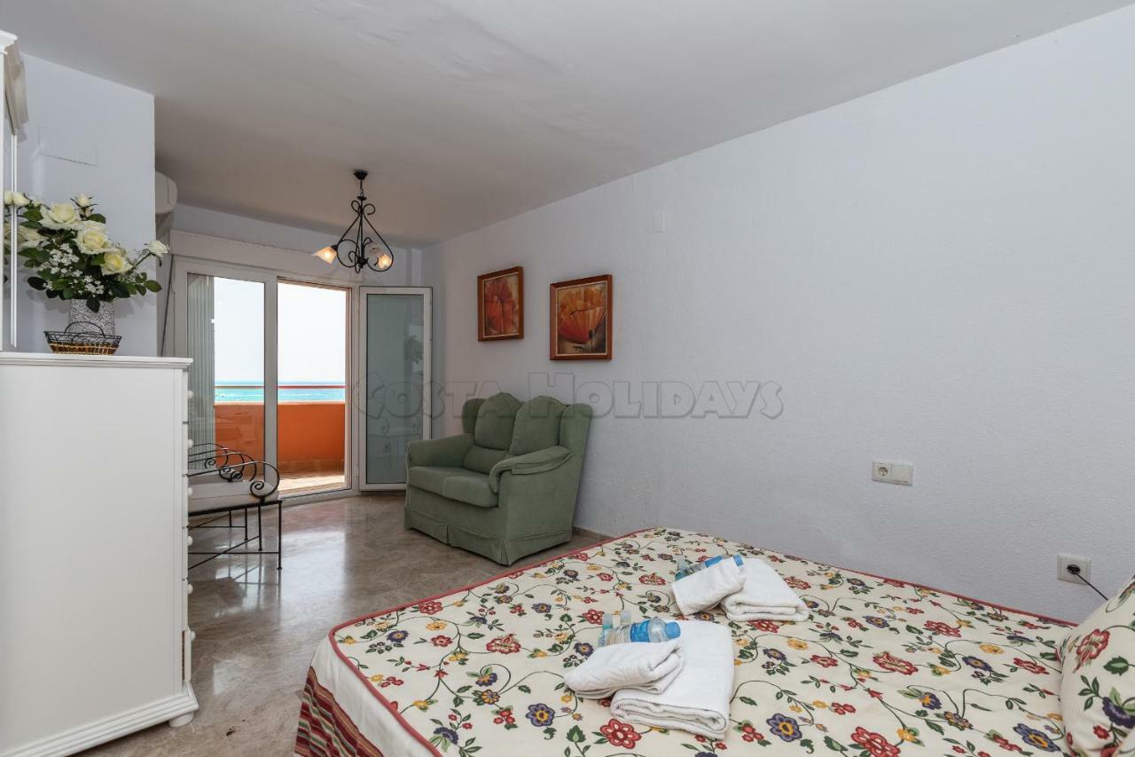 Townhouse Manilva Beach Экстерьер фото