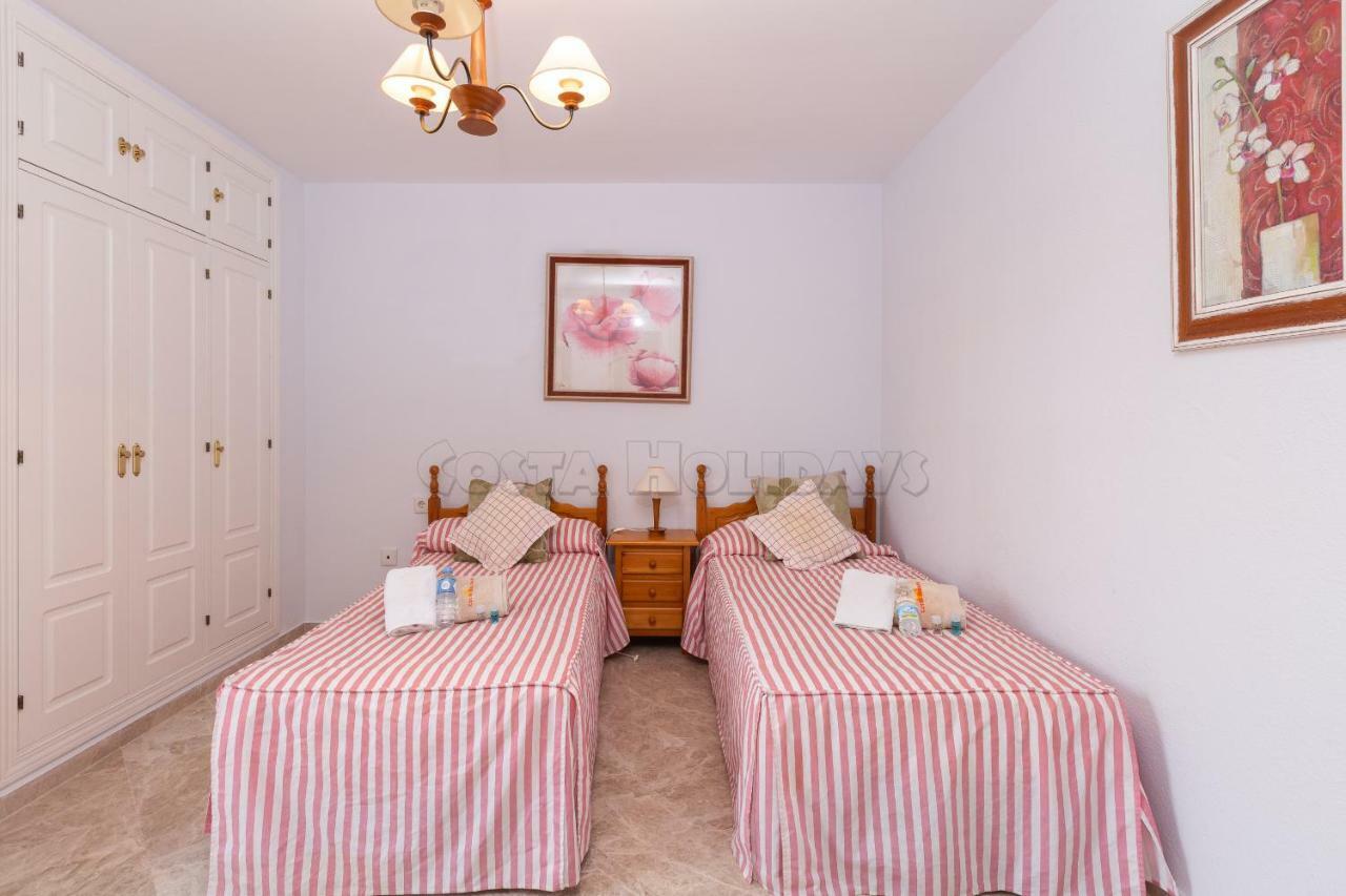 Townhouse Manilva Beach Экстерьер фото
